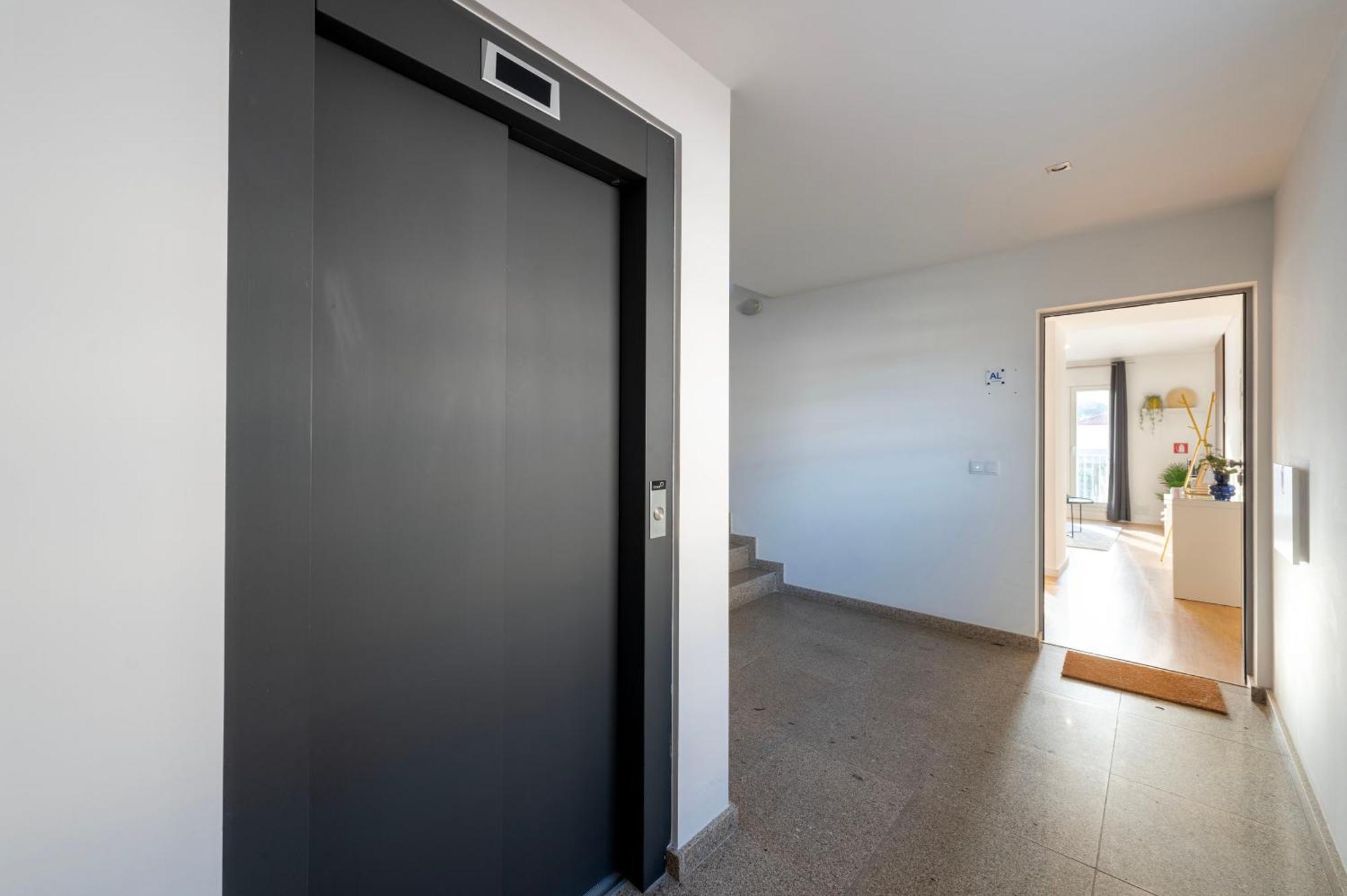 Joivy Olimpio Studio In The Heart Of The City Lägenhet OOporto Exteriör bild